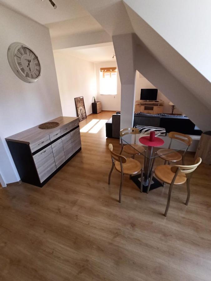 Apartmany U Lva Прахатіце Екстер'єр фото